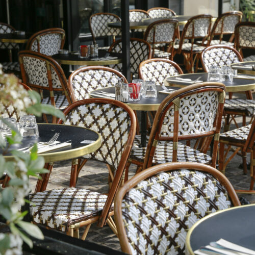chaises en rotin idéales pour les restaurants