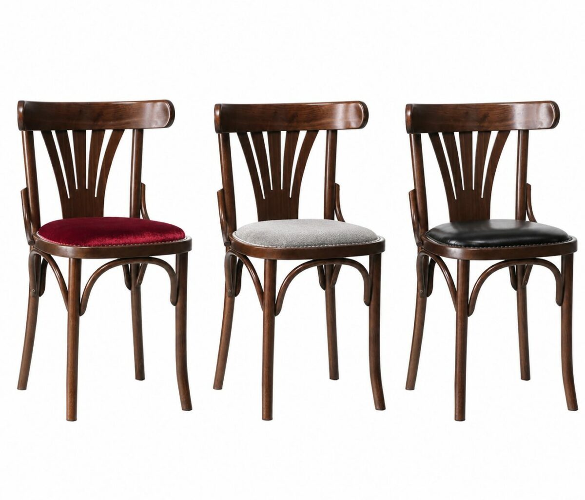 Chaise bistrot bois courbé en hêtre massif avec assise personnalisée pour restaurant professionnel.