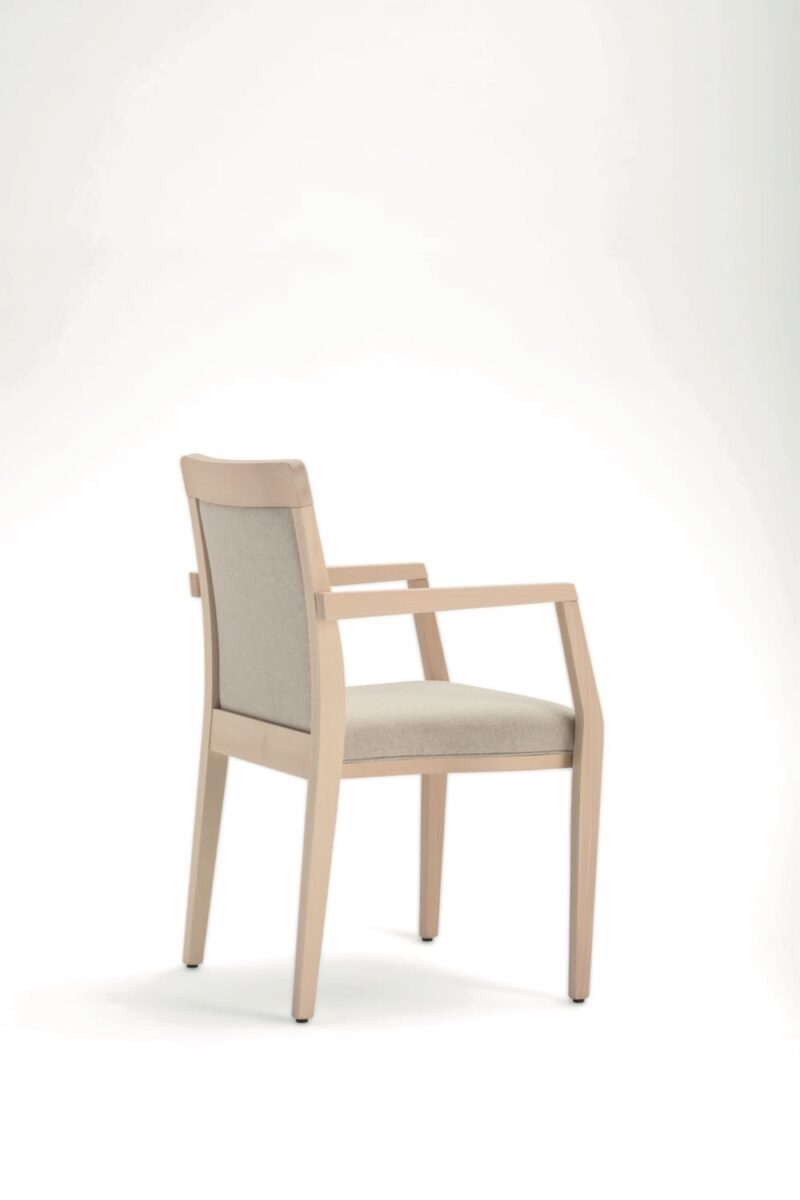 fauteuil restaurant en hêtre massif