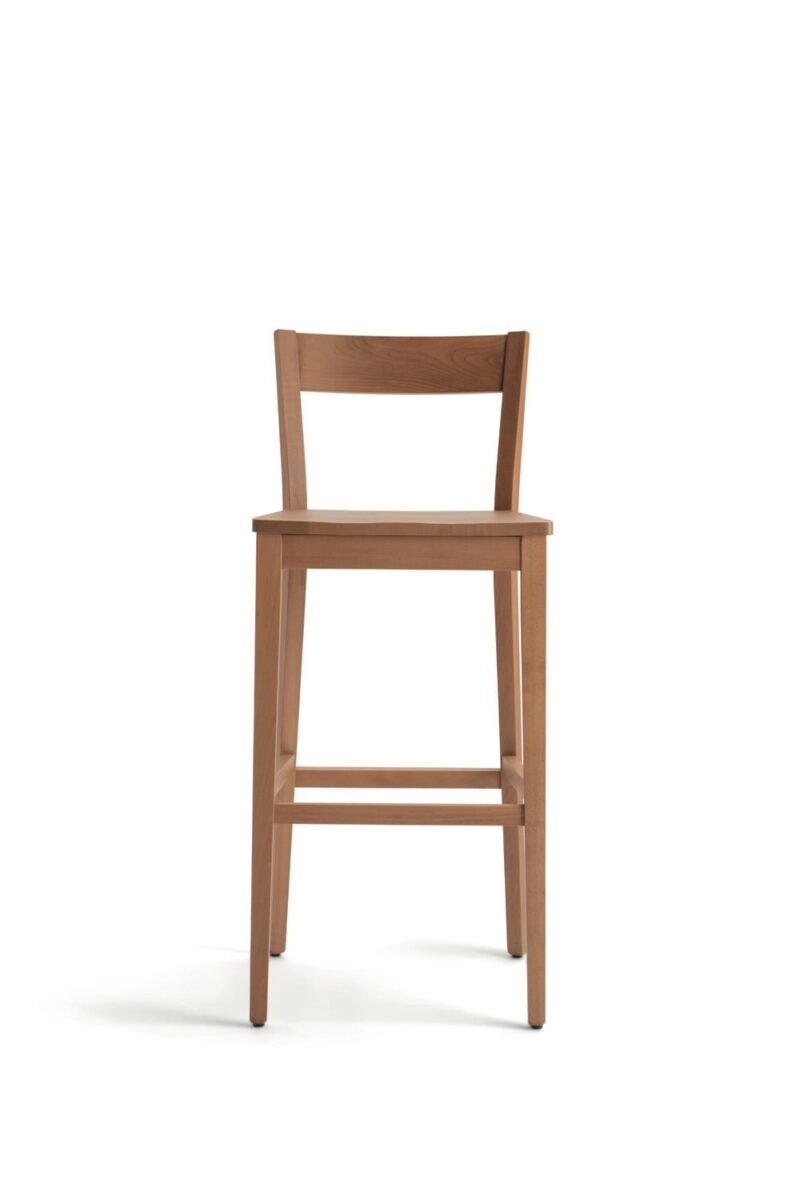 tabouret de bar en bois pour restaurant